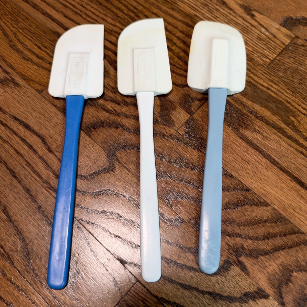 Rubbermaid Scraper Spatula Set of 3 Blue White Kitchen Utensils 0142 2724